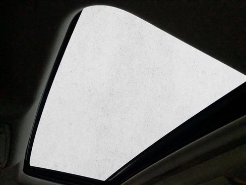 Used 2017 Cadillac Escalade Premium Luxury w/ LPO, Radiant Package image 17