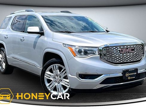 Used 2019 GMC Acadia Denali w/ Technology Package AWD/4WD image 1