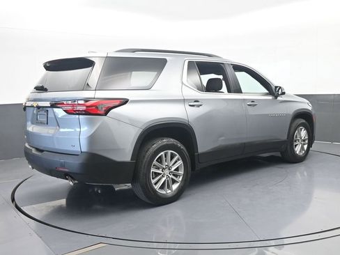 Used 2023 Chevrolet Traverse LT FWD image 6