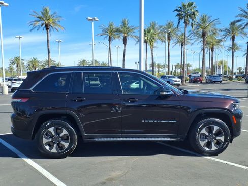 Used 2022 Jeep Grand Cherokee Limited 4xe w/ Luxury Tech Group II image 3