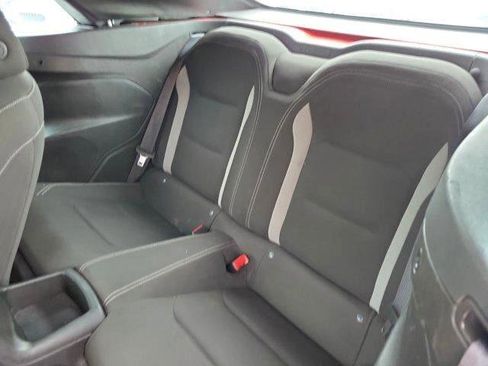 Used 2023 Chevrolet Camaro LT image 9