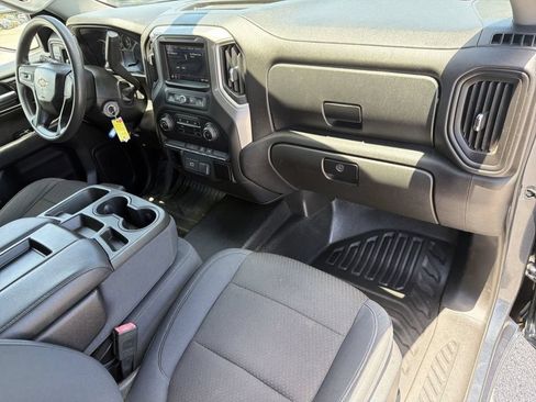 Used 2019 Chevrolet Silverado 1500 W/T w/ Trailering Package RWD image 8