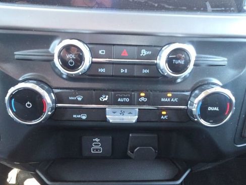 Used 2025 Ford F150 XLT w/ Equipment Group 301A Standard image 28