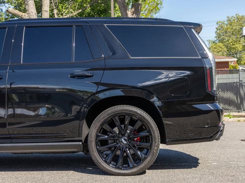 Used 2026 Cadillac Escalade V AWD/4WD image 20