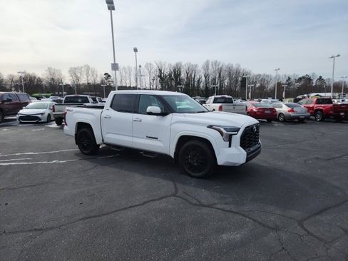 Used 2023 Toyota Tundra SR5 image 3