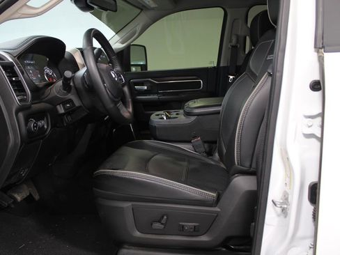 Used 2024 RAM 2500 Laramie image 37