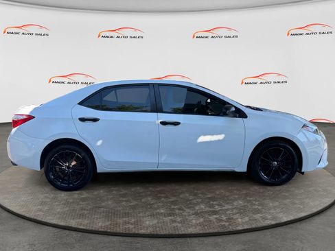 Used 2016 Toyota Corolla LE Premium FWD image 6