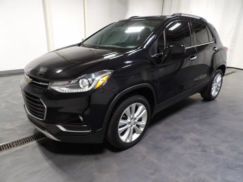 Used 2020 Chevrolet Trax Premier AWD/4WD image 3
