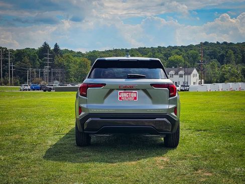 New 2027 GMC Terrain Elevation AWD/4WD image 4