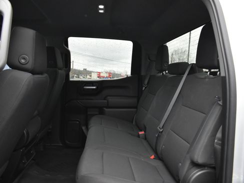 Used 2020 Chevrolet Silverado 1500 Custom Trail Boss w/ Custom Convenience Package image 14