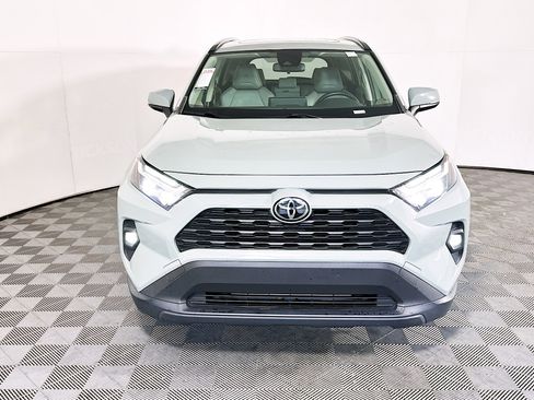 Used 2023 Toyota RAV4 XLE Premium FWD image 8