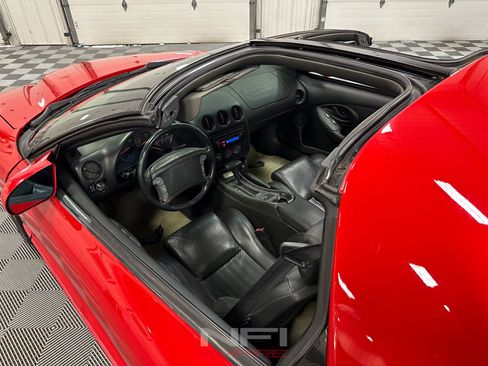 Used 1994 Pontiac Firebird Formula RWD image 36