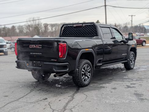Used 2022 GMC Sierra 2500 AT4 w/ Snow Plow Prep/Camper Package image 11