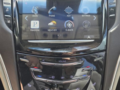 Used 2013 Cadillac XTS Platinum image 24