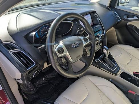 Used 2017 Ford Focus Electric Hatchback image 14