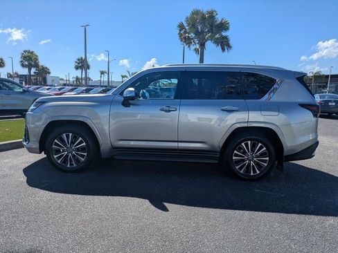 Used 2025 Lexus LX 600 4WD w/ Interior Upgrade Package image 7