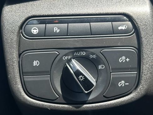 Used 2025 INFINITI QX50 Sport AWD/4WD image 30