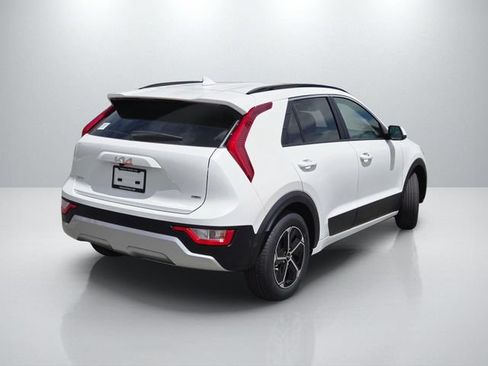 New 2026 Kia Niro LX FWD image 4