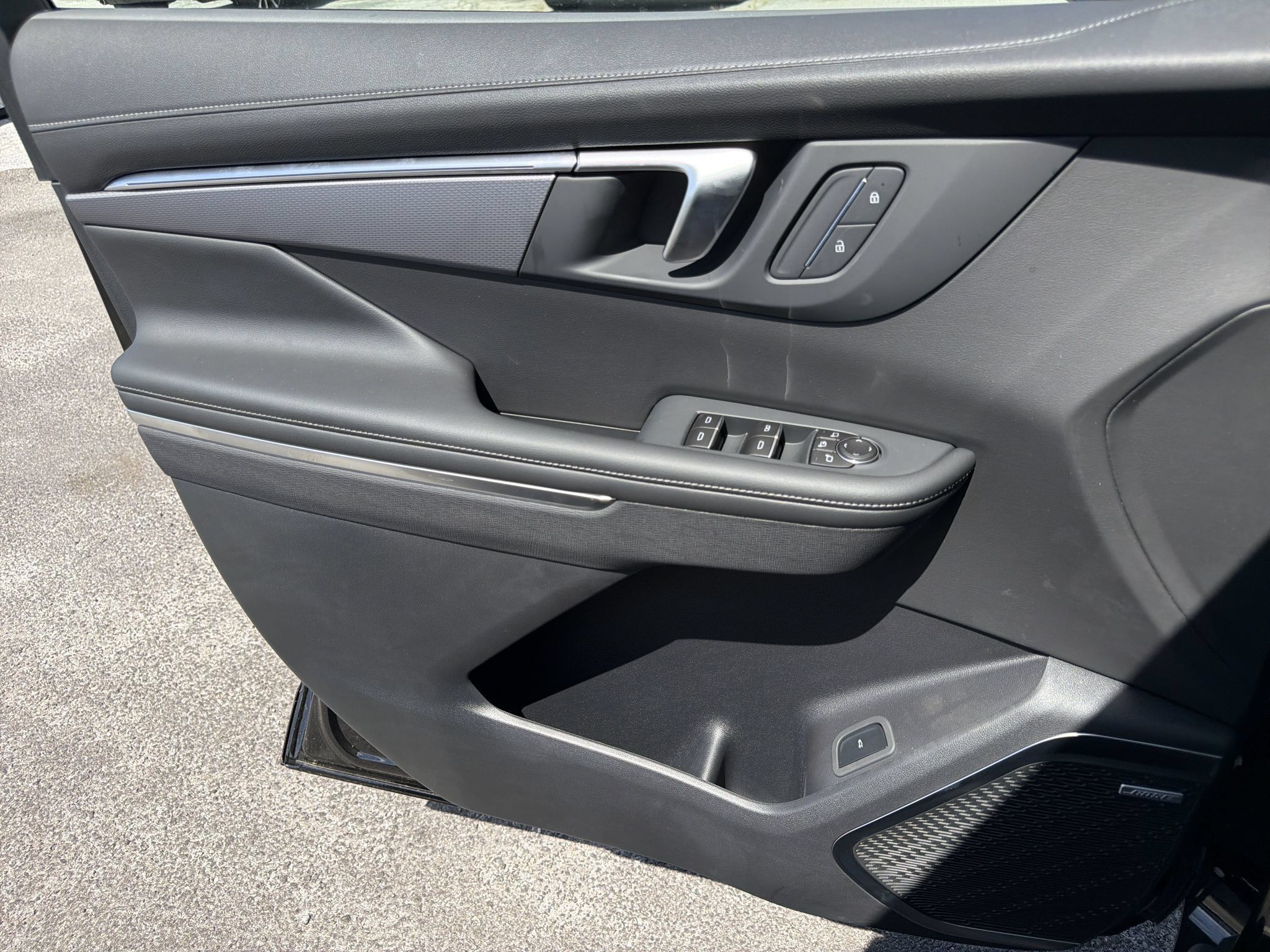 New 2026 Buick Enclave Sport Touring w/ LPO, Floor Liner Package FWD image 14