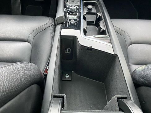 Used 2018 Volvo V90 T6 Cross Country w/ Convenience Package image 31