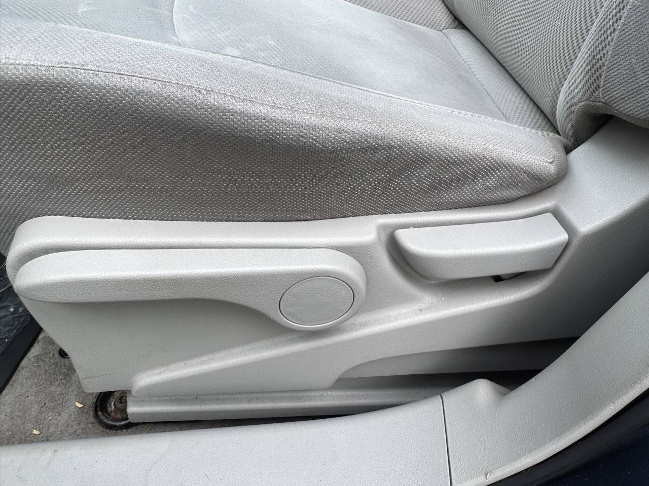 Used 2015 Nissan Rogue S w/ Convenience Package FWD image 28