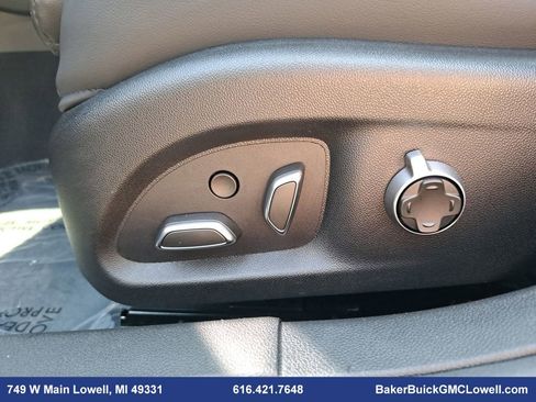 Used 2025 Cadillac CT5 Sport w/ Sun And Sound Package image 31