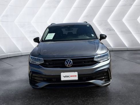 Used 2023 Volkswagen Tiguan SE R-Line FWD image 2