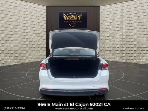 Used 2016 Kia Optima LX image 27