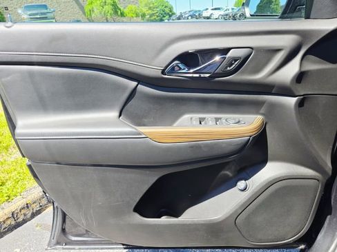 Used 2020 GMC Acadia SLE w/ Driver Convenience Package AWD/4WD image 34