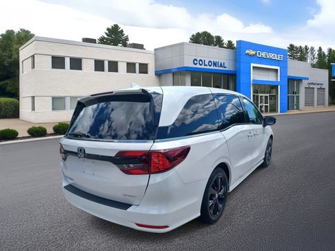 Used 2023 Honda Odyssey Sport image 4