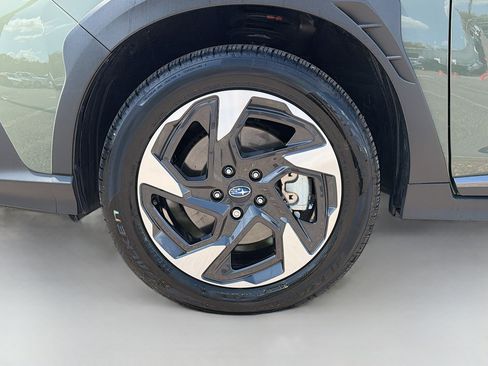 Certified 2025 Subaru Crosstrek 2.5i Limited w/ Popular Package #3A image 40