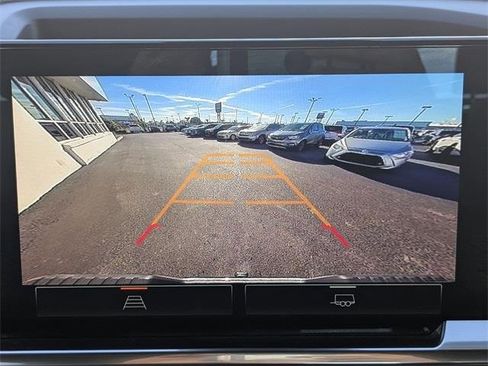 Used 2025 GMC Sierra 1500 SLT image 25