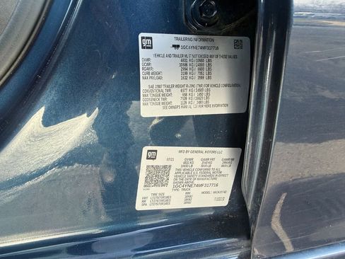 Used 2021 Chevrolet Silverado 2500 LT w/ Convenience Package image 35