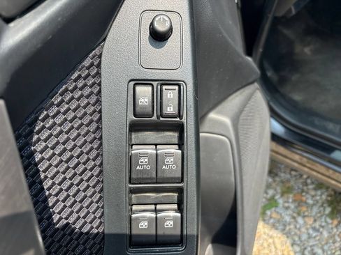 Used 2017 Subaru Forester 2.5i w/ Alloy Wheel Package AWD/4WD image 23
