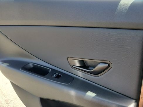 New 2026 Hyundai Elantra SEL Sport FWD image 23