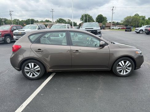Used 2013 Kia Forte EX FWD image 6