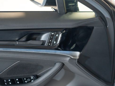Certified 2025 Porsche Panamera image 17