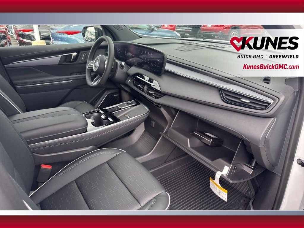 Used 2026 Buick Enclave Sport Touring w/ LPO, Floor Liner Package AWD/4WD image 59