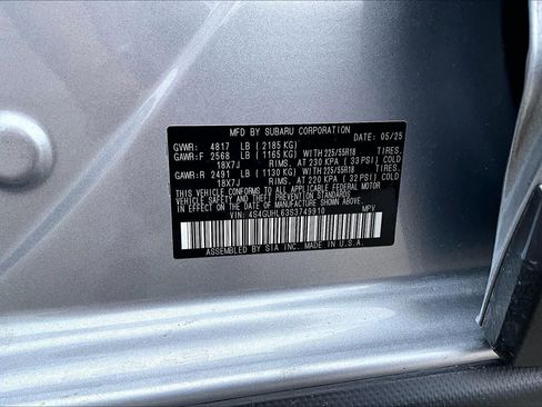 Used 2025 Subaru Crosstrek 2.5i Limited w/ Crosstrek Mirror Package AWD/4WD image 38