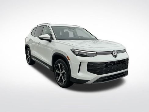 New 2026 Volkswagen Tiguan SE image 3