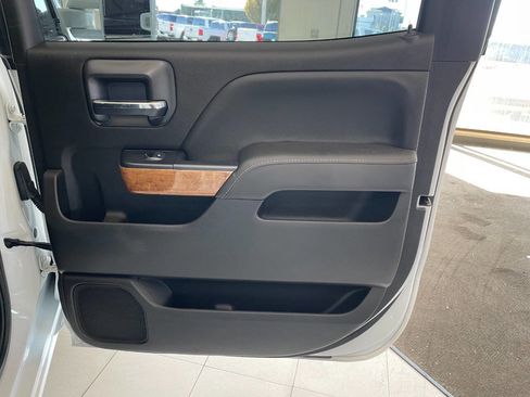 Used 2019 Chevrolet Silverado 2500 High Country image 26