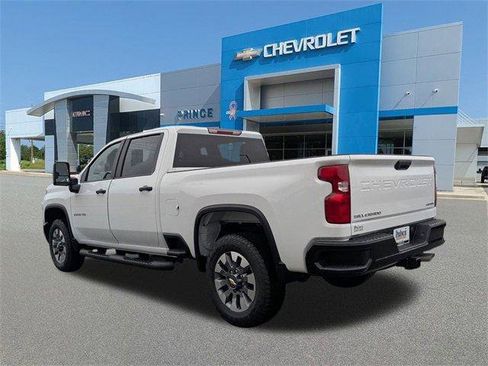 New 2026 Chevrolet Silverado 2500 Custom w/ Z71 Off-Road Package image 7