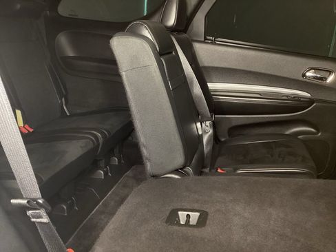 Used 2018 Dodge Durango GT AWD/4WD image 4