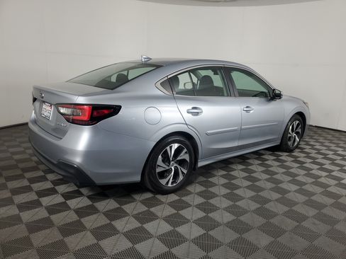 Used 2022 Subaru Legacy Premium AWD/4WD image 4
