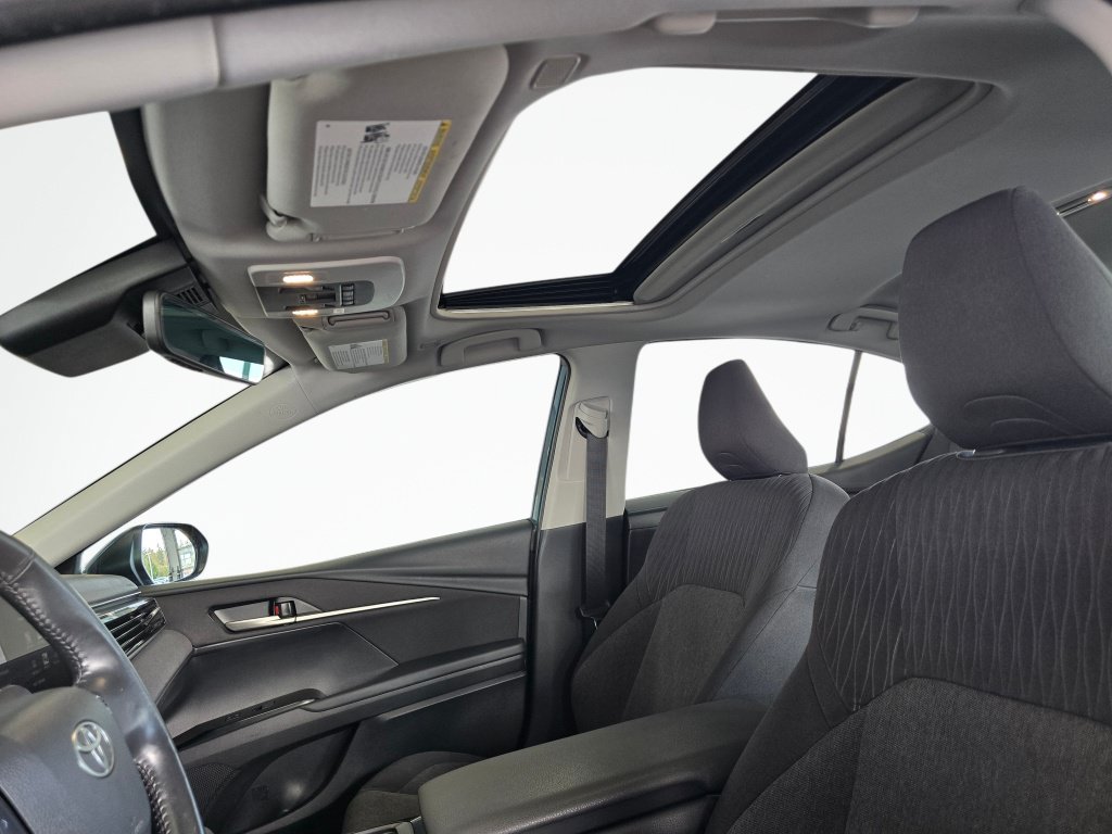 Used 2025 Toyota Camry LE w/ Convenience Package FWD image 19