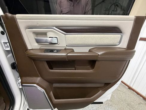 Used 2025 RAM 3500 Laramie image 15