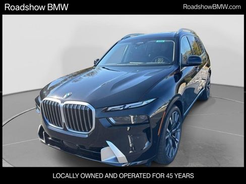 New 2026 BMW X7 xDrive40i w/ Premium Package AWD/4WD image 1