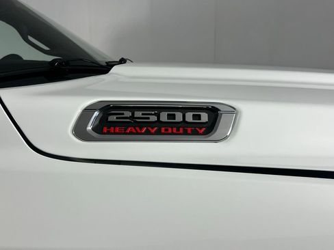 Used 2024 RAM 2500 Big Horn w/ Sport Appearance Package image 14