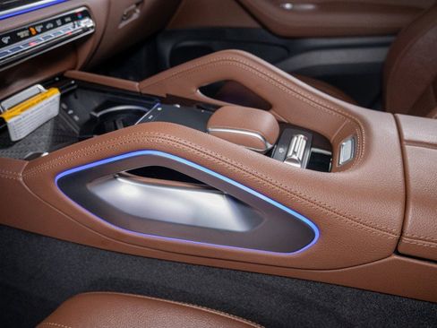 New 2025 Mercedes-Benz GLS 450 4MATIC image 21