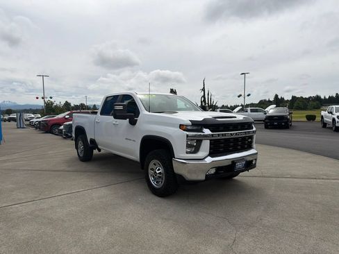 Used 2021 Chevrolet Silverado 2500 LT w/ Fleet Comfort Package AWD/4WD image 8